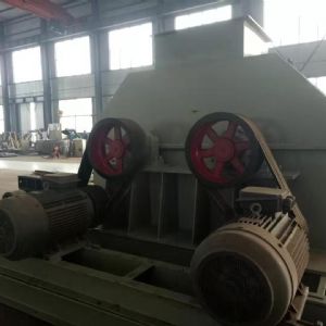 臥式粉碎機(jī)完工，準(zhǔn)備發(fā)貨